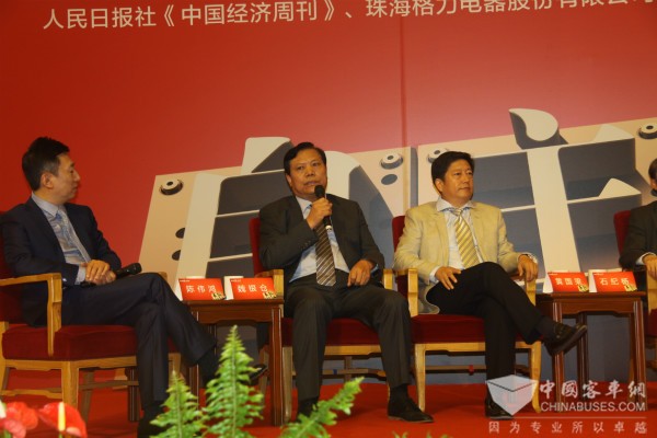 董事長魏銀倉出席了高峰對(duì)話——“創(chuàng)新，讓世界愛上中國造”