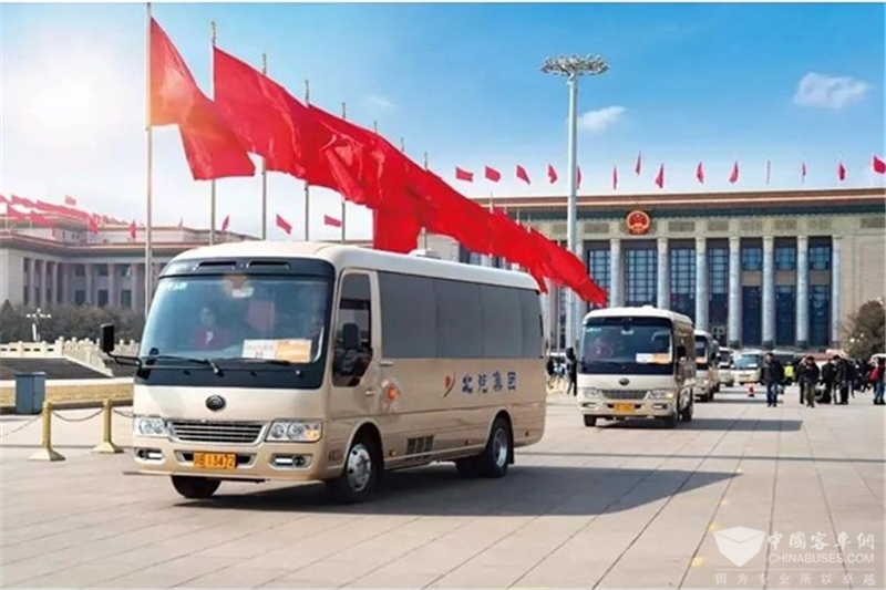 一路見證美好！宇通連續16年主力服務全國兩會