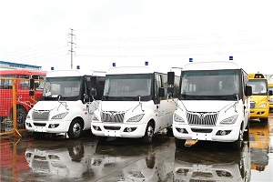 戰(zhàn)疫先鋒 筑防一線 東風(fēng)超龍疫苗接種車在十堰投用