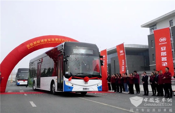 中國制造再“出?！?！安凱新能源客車批量出口以色列