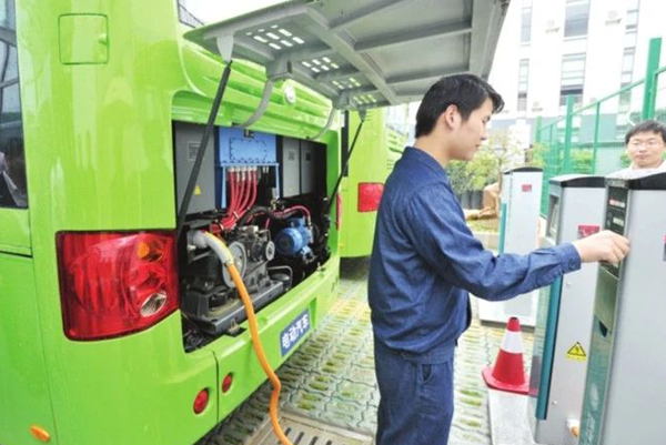 遭遇自然災(zāi)害后 電動(dòng)客車(chē)充電設(shè)施使用及運(yùn)維指南