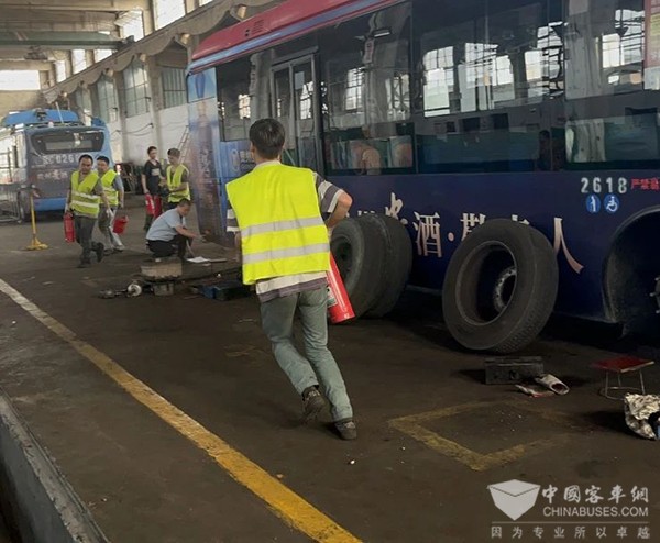 道路運輸 駕駛員 操作指南 應急處置原則