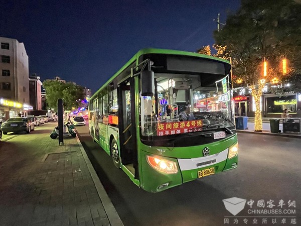 上南公交 公交駕駛員 非機(jī)動(dòng)車 發(fā)生事故