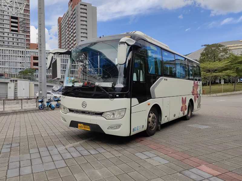 2021年6月 國(guó)六34座金旅6872旅游車(chē)