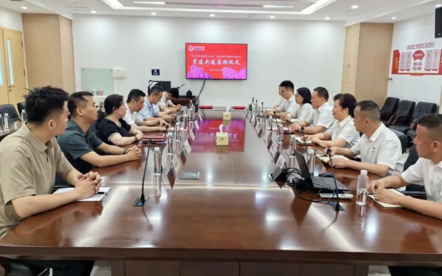 圈出公交便民服務微幸福 蘇州公交985路公交車正式開通啦！
