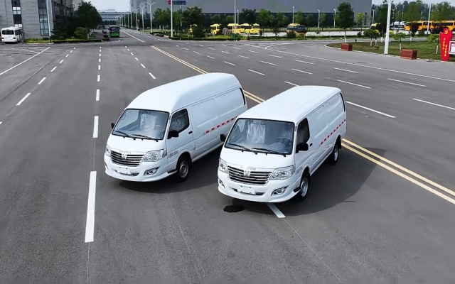 “T”能裝 更好開 中通T8純電動物流車煥新上市