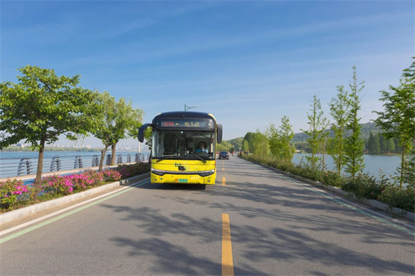 從“中車(chē)產(chǎn)品”到“中車(chē)方案” 中車(chē)電動(dòng)新能源客車(chē)助力無(wú)錫智美出行