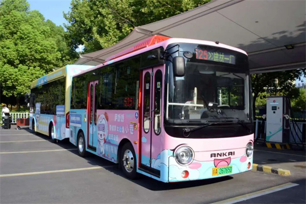 “廬胖胖·廬嬌嬌”首亮相！安凱客車助力兒童友好城市建設