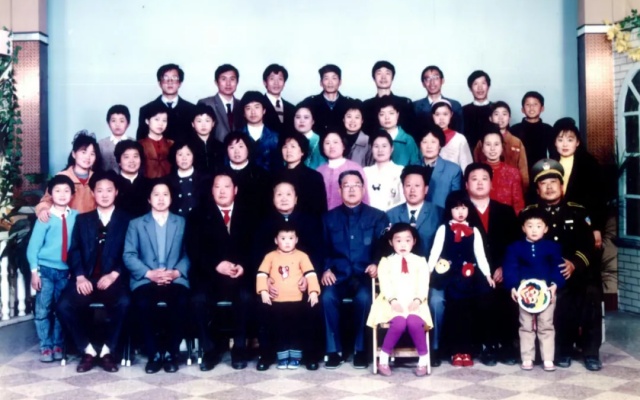 慶建國75周年 憶公交歲月 三代公交人 賡續公交情