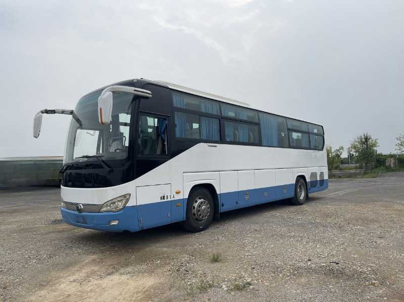 51座國(guó)四非營(yíng)運(yùn)宇通6119型客車(chē)  