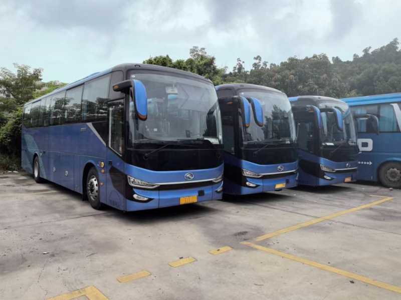 2023年9月 多臺粵牌國六48座金龍6112準(zhǔn)新旅游車