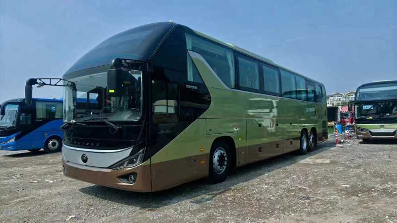 2021年5月 國(guó)六東北配置56座后吊輪宇通6137客車 