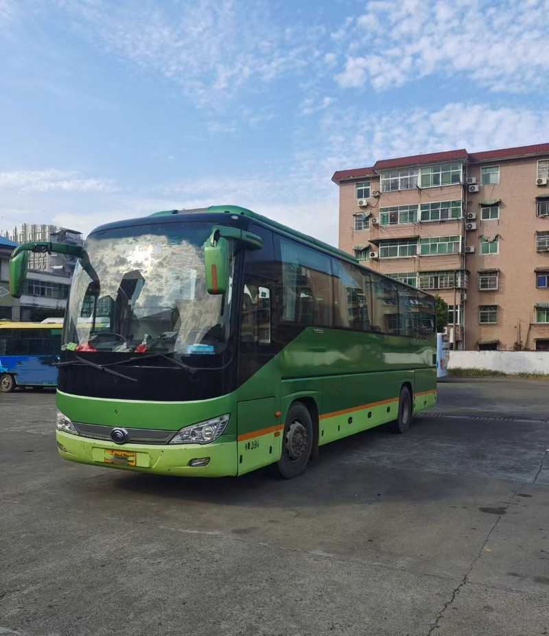 國(guó)五11米39座有中門暖氣宇通6109客車
