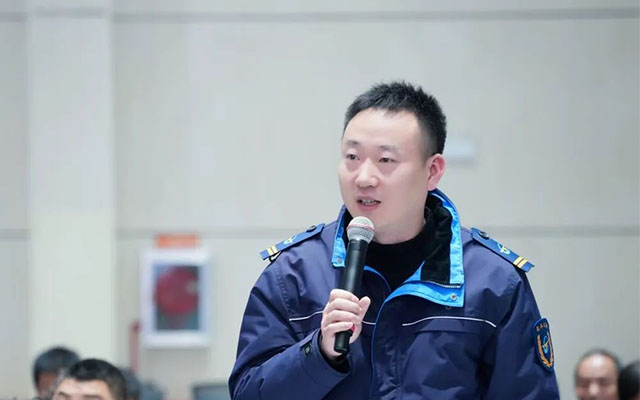 法律服務“直通車”開進武漢公交 助力營商環境持續優化
