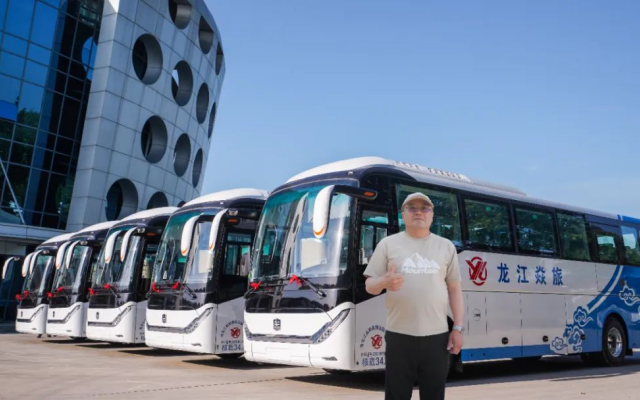 “備戰(zhàn)”暑期旅游季！中通H系旅團客車再迎交付小高潮