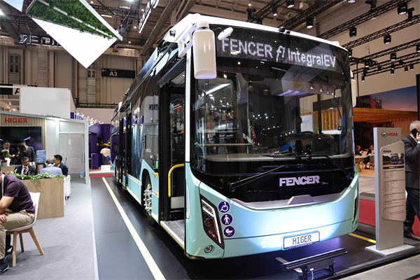 蘇州金龍FENCER f1亮相UITP世界公共交通展：助力歐洲公共交通綠色發(fā)展