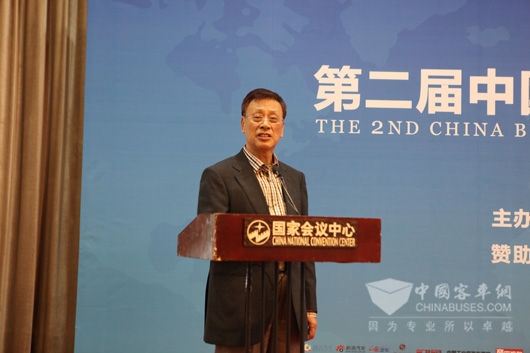 中國(guó)道路運(yùn)輸協(xié)會(huì)名譽(yù)會(huì)長(zhǎng)姚明德