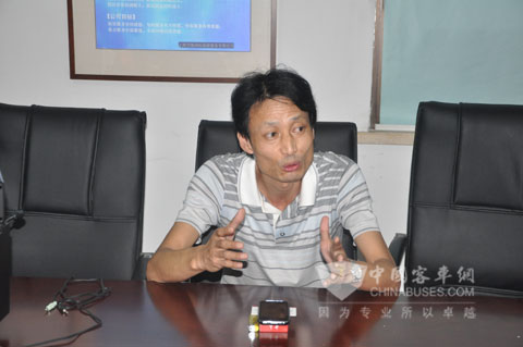 上海空港國際旅游服務(wù)公司執(zhí)行董事馮成在接受客車網(wǎng)記者專訪