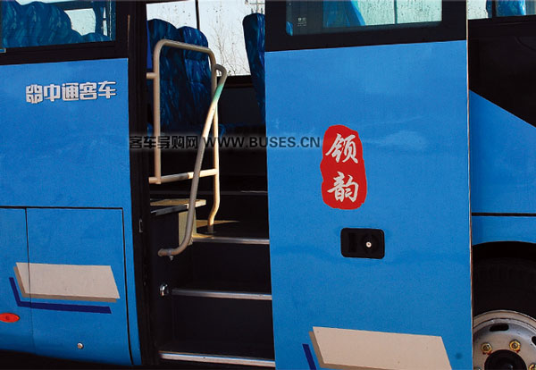中通領(lǐng)韻LCK6750N5E客車(chē)（天然氣國(guó)五24-31座）