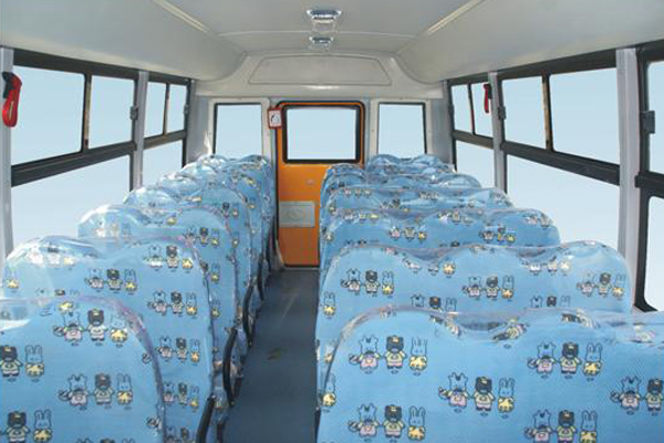 少林SLG6970XC5F小學生專用校車（柴油國五24-56座）