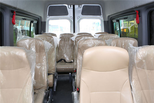 舒馳YTK6600EV1客車（純電動(dòng)10-15座）