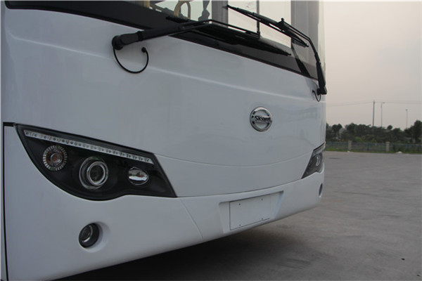 南京金龍NJL6859BEV26公交車（純電動(dòng)10-28座）
