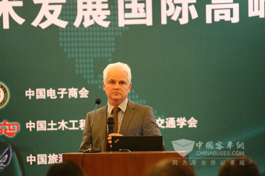 法國歐科佳集團車載電子事業部副總經理Pierre Delrat
